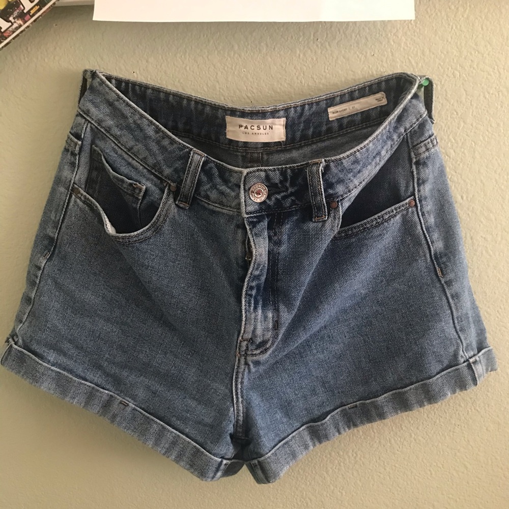 PACSUN mom short!!